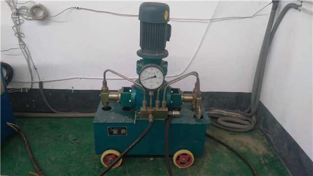 电动试压泵4D立式